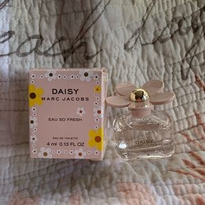 Marc Jacobs Daisy Eau So Fresh